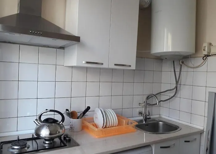 Flat Near The Boulevard/Дом Около Бульвара