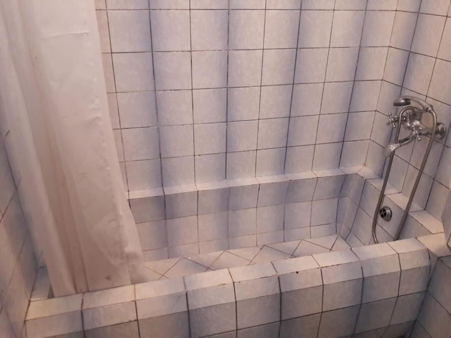 Flat Near The Boulevard/дом около бульвара