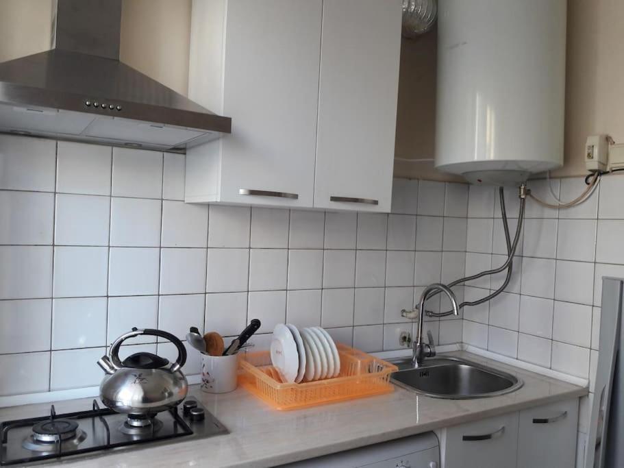 Flat Near The Boulevard/дом около бульвара